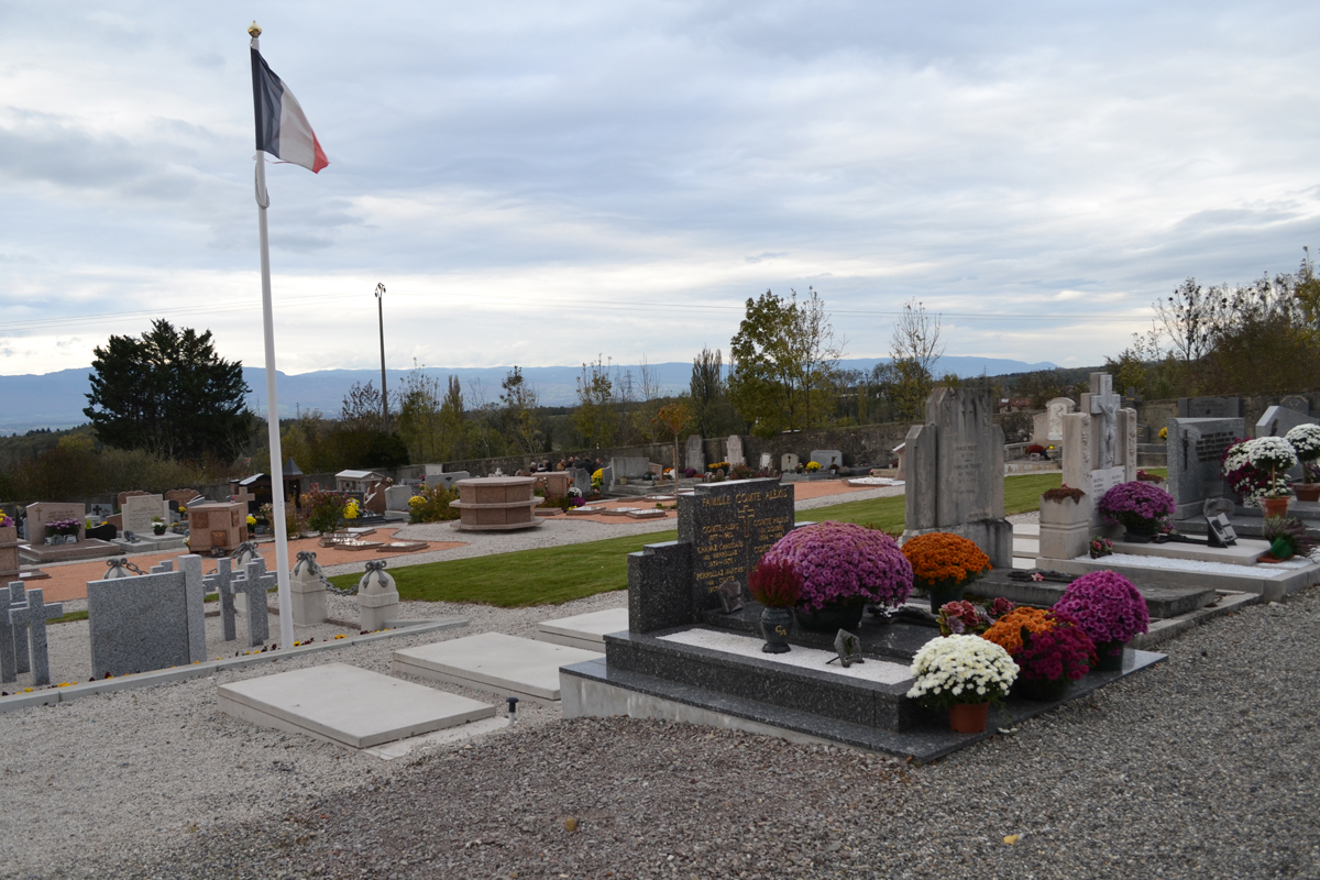 Vols et dégradations au cimetière de Saint-Cergues 