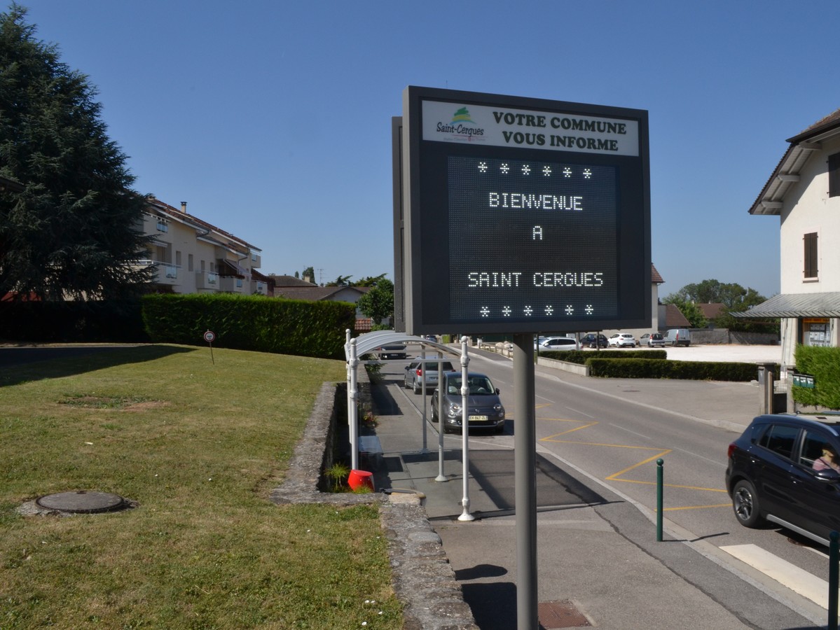 Demande d’utilisation du panneau lumineux